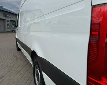 Белый Мерседес Sprinter, объемом двигателя 2.2 л и пробегом 208 тыс. км за 26999 $, фото 32 на Automoto.ua