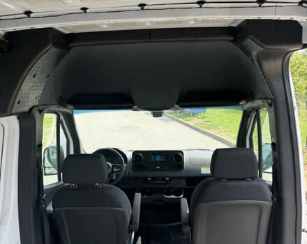 Белый Мерседес Sprinter, объемом двигателя 2.99 л и пробегом 20 тыс. км за 58000 $, фото 12 на Automoto.ua