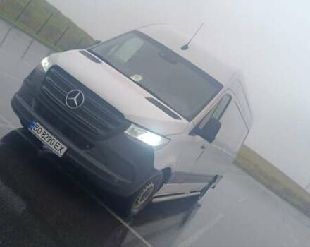 Белый Мерседес Sprinter, объемом двигателя 1.95 л и пробегом 300 тыс. км за 25999 $, фото 2 на Automoto.ua
