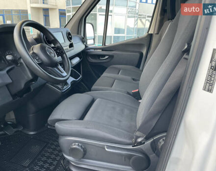 Белый Мерседес Sprinter, объемом двигателя 2.2 л и пробегом 288 тыс. км за 24900 $, фото 33 на Automoto.ua