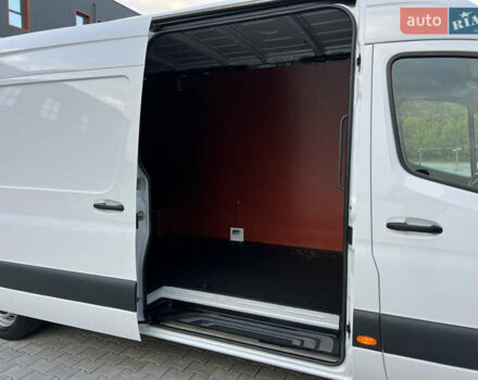 Білий Мерседес Sprinter, об'ємом двигуна 2.2 л та пробігом 253 тис. км за 24500 $, фото 94 на Automoto.ua