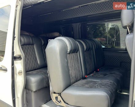Белый Мерседес Sprinter, объемом двигателя 3 л и пробегом 121 тыс. км за 68715 $, фото 22 на Automoto.ua