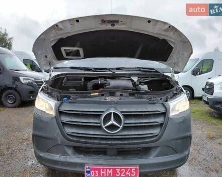 Белый Мерседес Sprinter, объемом двигателя 0 л и пробегом 207 тыс. км за 22600 $, фото 8 на Automoto.ua