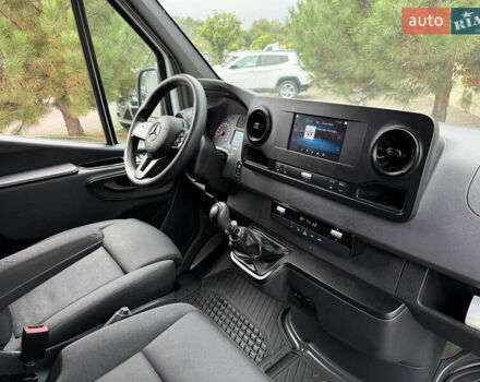 Белый Мерседес Sprinter, объемом двигателя 2 л и пробегом 240 тыс. км за 25999 $, фото 44 на Automoto.ua