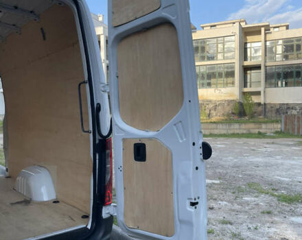 Белый Мерседес Sprinter, объемом двигателя 2.2 л и пробегом 298 тыс. км за 25600 $, фото 76 на Automoto.ua