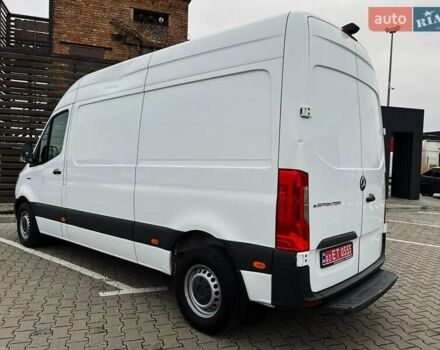Белый Мерседес Sprinter, объемом двигателя 0 л и пробегом 10 тыс. км за 21500 $, фото 3 на Automoto.ua