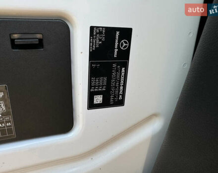 Белый Мерседес Sprinter, объемом двигателя 2.14 л и пробегом 203 тыс. км за 27500 $, фото 3 на Automoto.ua