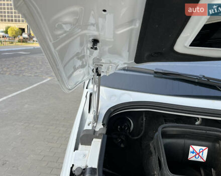 Белый Мерседес Sprinter, объемом двигателя 2 л и пробегом 111 тыс. км за 25999 $, фото 15 на Automoto.ua