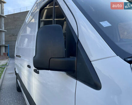 Белый Мерседес Sprinter, объемом двигателя 2.2 л и пробегом 298 тыс. км за 25600 $, фото 27 на Automoto.ua
