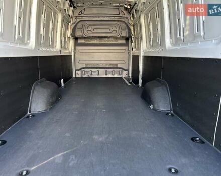 Белый Мерседес Sprinter, объемом двигателя 2.08 л и пробегом 145 тыс. км за 28999 $, фото 31 на Automoto.ua