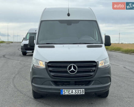 Белый Мерседес Sprinter, объемом двигателя 2.2 л и пробегом 299 тыс. км за 25900 $, фото 15 на Automoto.ua