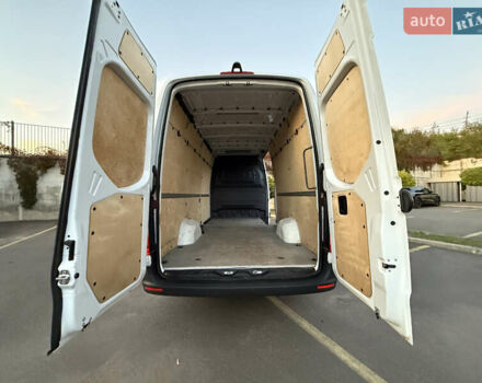 Белый Мерседес Sprinter, объемом двигателя 2 л и пробегом 240 тыс. км за 25999 $, фото 60 на Automoto.ua