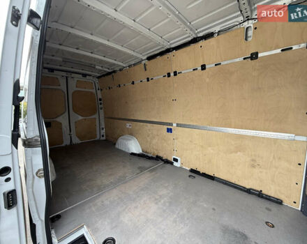 Белый Мерседес Sprinter, объемом двигателя 2 л и пробегом 240 тыс. км за 25999 $, фото 68 на Automoto.ua