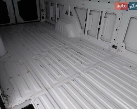 Белый Мерседес Sprinter, объемом двигателя 0 л и пробегом 207 тыс. км за 22600 $, фото 14 на Automoto.ua