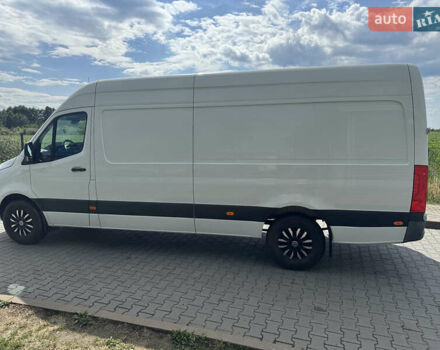 Белый Мерседес Sprinter, объемом двигателя 2.99 л и пробегом 20 тыс. км за 58000 $, фото 14 на Automoto.ua