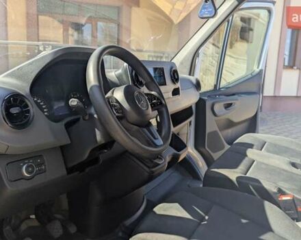 Белый Мерседес Sprinter, объемом двигателя 1.95 л и пробегом 191 тыс. км за 27900 $, фото 6 на Automoto.ua