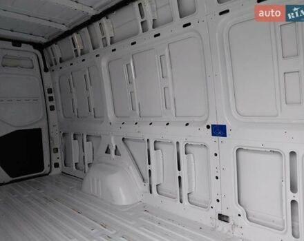 Белый Мерседес Sprinter, объемом двигателя 0 л и пробегом 207 тыс. км за 22600 $, фото 17 на Automoto.ua