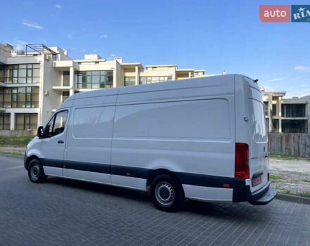 Белый Мерседес Sprinter, объемом двигателя 2.2 л и пробегом 298 тыс. км за 25600 $, фото 9 на Automoto.ua