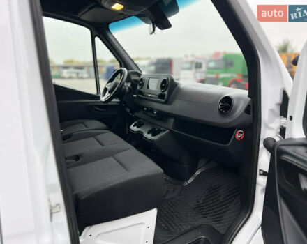Белый Мерседес Sprinter, объемом двигателя 2 л и пробегом 237 тыс. км за 25499 $, фото 14 на Automoto.ua