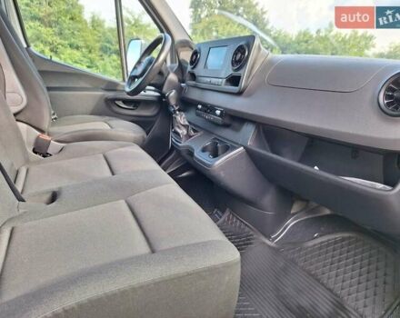 Белый Мерседес Sprinter, объемом двигателя 2.99 л и пробегом 220 тыс. км за 39800 $, фото 28 на Automoto.ua