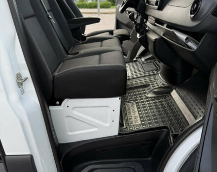 Белый Мерседес Sprinter, объемом двигателя 2.2 л и пробегом 208 тыс. км за 26999 $, фото 76 на Automoto.ua