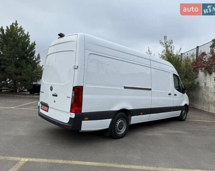 Белый Мерседес Sprinter, объемом двигателя 2 л и пробегом 240 тыс. км за 25999 $, фото 22 на Automoto.ua