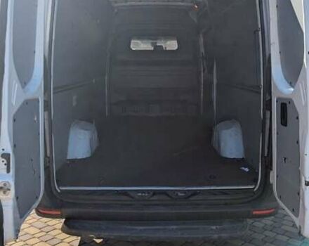 Белый Мерседес Sprinter, объемом двигателя 1.95 л и пробегом 191 тыс. км за 27900 $, фото 1 на Automoto.ua