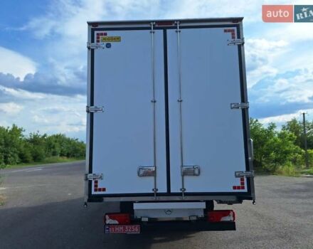 Белый Мерседес Sprinter, объемом двигателя 2.99 л и пробегом 220 тыс. км за 39800 $, фото 47 на Automoto.ua