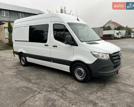 Белый Мерседес Sprinter, объемом двигателя 2 л и пробегом 237 тыс. км за 25499 $, фото 1 на Automoto.ua