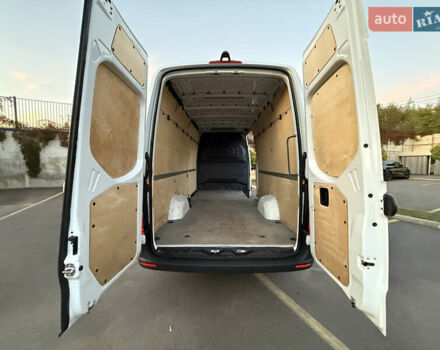 Белый Мерседес Sprinter, объемом двигателя 2 л и пробегом 240 тыс. км за 25999 $, фото 61 на Automoto.ua