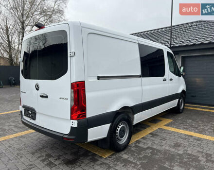 Белый Мерседес Sprinter, объемом двигателя 3 л и пробегом 105 тыс. км за 32999 $, фото 4 на Automoto.ua