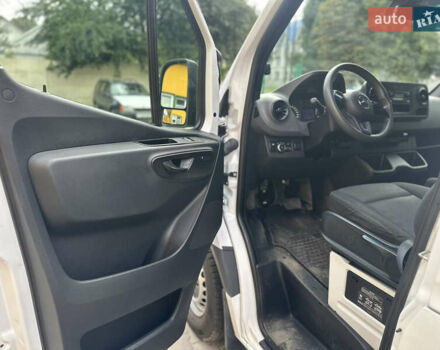 Белый Мерседес Sprinter, объемом двигателя 0 л и пробегом 53 тыс. км за 21000 $, фото 7 на Automoto.ua