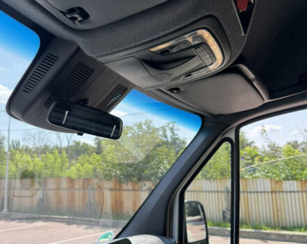 Белый Мерседес Sprinter, объемом двигателя 2.99 л и пробегом 273 тыс. км за 49898 $, фото 19 на Automoto.ua