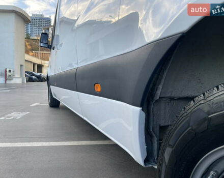 Белый Мерседес Sprinter, объемом двигателя 2.2 л и пробегом 288 тыс. км за 24900 $, фото 23 на Automoto.ua