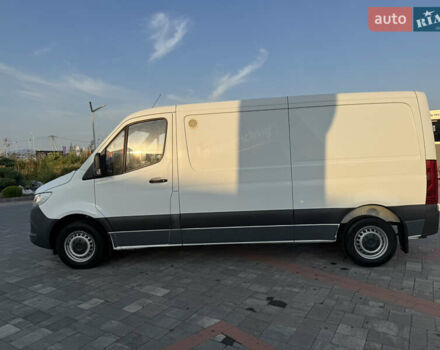Білий Мерседес Sprinter, об'ємом двигуна 2.14 л та пробігом 332 тис. км за 21863 $, фото 9 на Automoto.ua