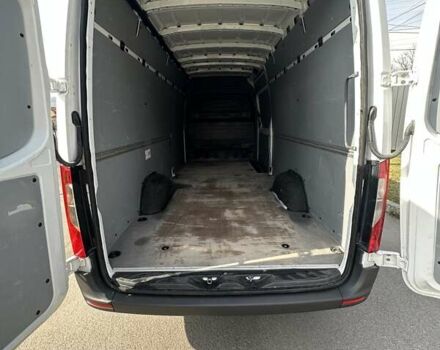 Белый Мерседес Sprinter, объемом двигателя 1.95 л и пробегом 320 тыс. км за 28500 $, фото 22 на Automoto.ua
