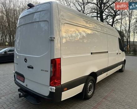 Белый Мерседес Sprinter, объемом двигателя 2 л и пробегом 243 тыс. км за 27700 $, фото 6 на Automoto.ua