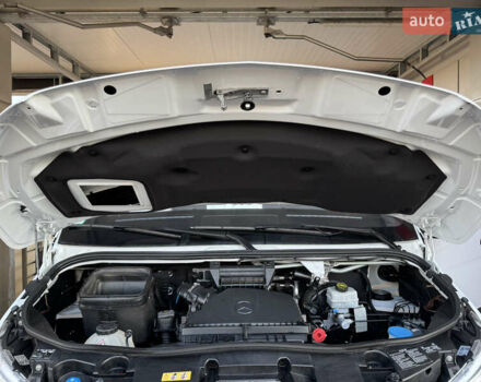 Білий Мерседес Sprinter, об'ємом двигуна 2.14 л та пробігом 332 тис. км за 21863 $, фото 26 на Automoto.ua