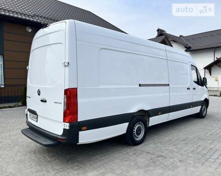 Белый Мерседес Sprinter, объемом двигателя 0 л и пробегом 53 тыс. км за 50900 $, фото 7 на Automoto.ua