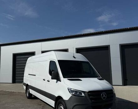 Белый Мерседес Sprinter, объемом двигателя 2.99 л и пробегом 120 тыс. км за 43800 $, фото 2 на Automoto.ua