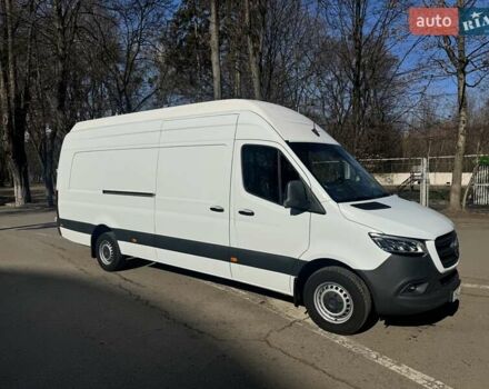 Белый Мерседес Sprinter, объемом двигателя 2.99 л и пробегом 292 тыс. км за 60258 $, фото 11 на Automoto.ua