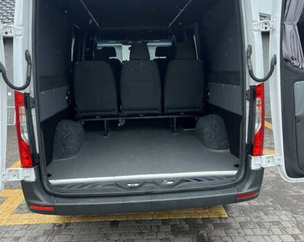 Белый Мерседес Sprinter, объемом двигателя 3 л и пробегом 105 тыс. км за 32999 $, фото 11 на Automoto.ua