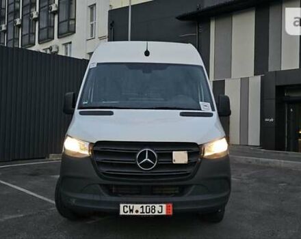 Белый Мерседес Sprinter, объемом двигателя 2.2 л и пробегом 490 тыс. км за 25990 $, фото 8 на Automoto.ua