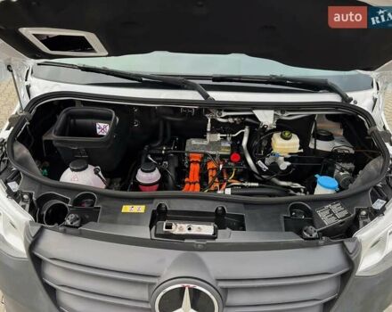 Белый Мерседес Sprinter, объемом двигателя 0 л и пробегом 10 тыс. км за 21500 $, фото 6 на Automoto.ua