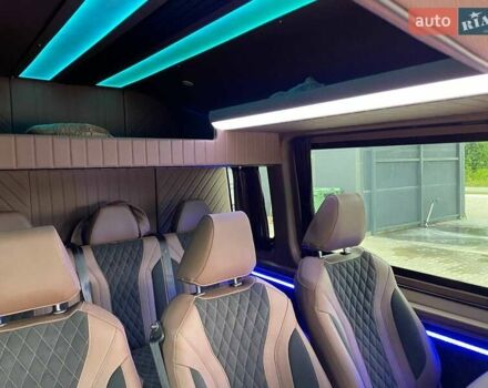 Белый Мерседес Sprinter, объемом двигателя 2.99 л и пробегом 290 тыс. км за 65000 $, фото 1 на Automoto.ua