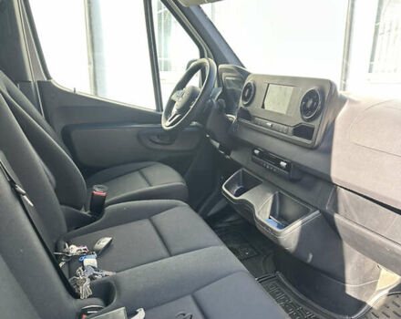 Белый Мерседес Sprinter, объемом двигателя 2.14 л и пробегом 77 тыс. км за 35500 $, фото 12 на Automoto.ua