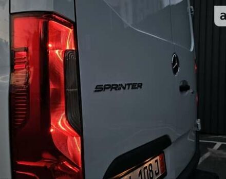 Белый Мерседес Sprinter, объемом двигателя 2.2 л и пробегом 490 тыс. км за 25990 $, фото 10 на Automoto.ua