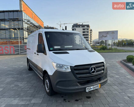 Білий Мерседес Sprinter, об'ємом двигуна 2.14 л та пробігом 332 тис. км за 21863 $, фото 3 на Automoto.ua