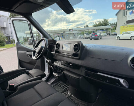 Белый Мерседес Sprinter, объемом двигателя 2.2 л и пробегом 208 тыс. км за 26999 $, фото 75 на Automoto.ua