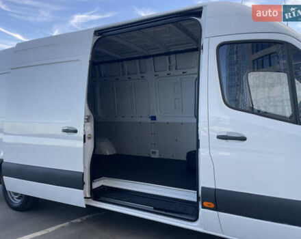 Белый Мерседес Sprinter, объемом двигателя 2.2 л и пробегом 288 тыс. км за 24900 $, фото 50 на Automoto.ua